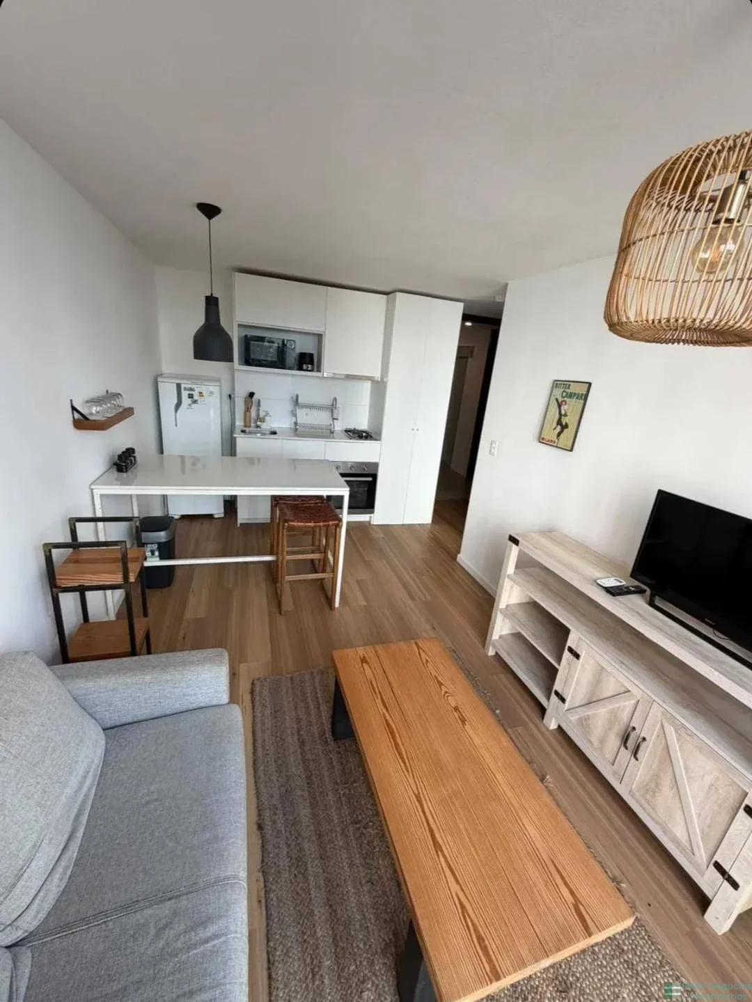 Apartamento en alquiler c/ cochera en Puerto Buceo - Imagen 2