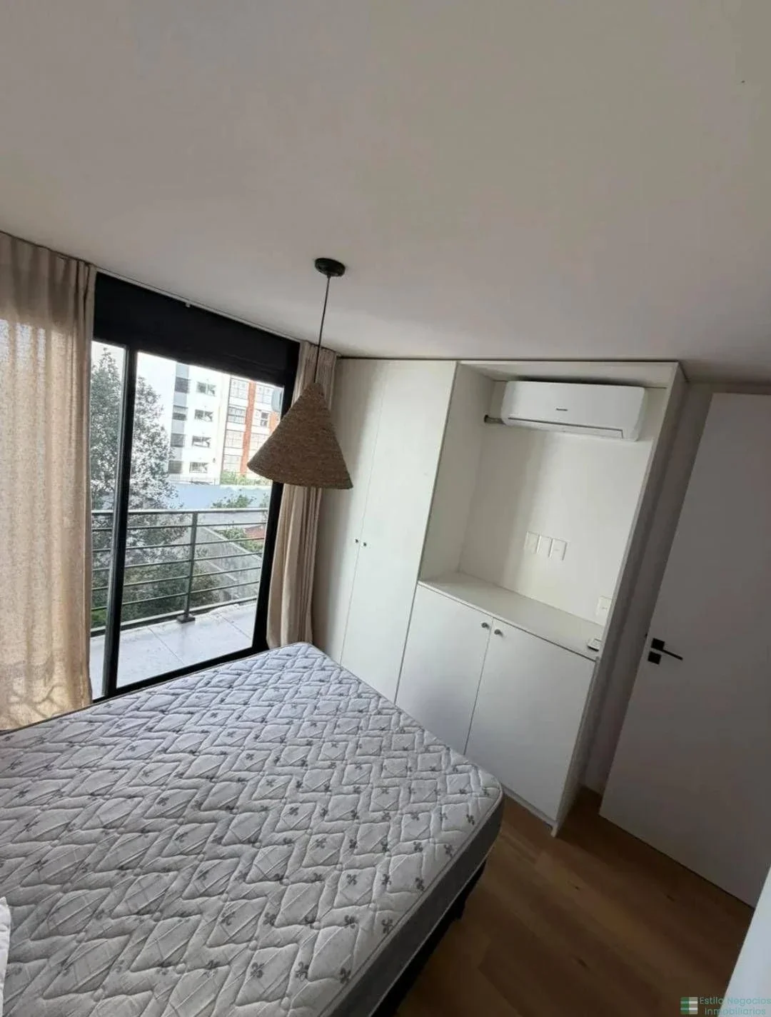 Apartamento en alquiler c/ cochera en Puerto Buceo - Imagen 5