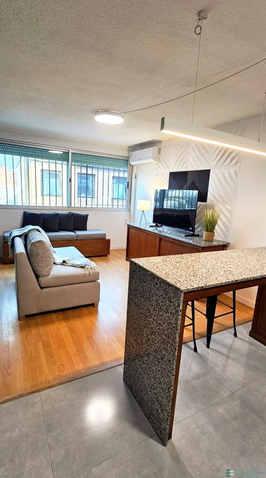 Apartamento en alquiler amueblado en Ciudad Vieja - Imagen 3