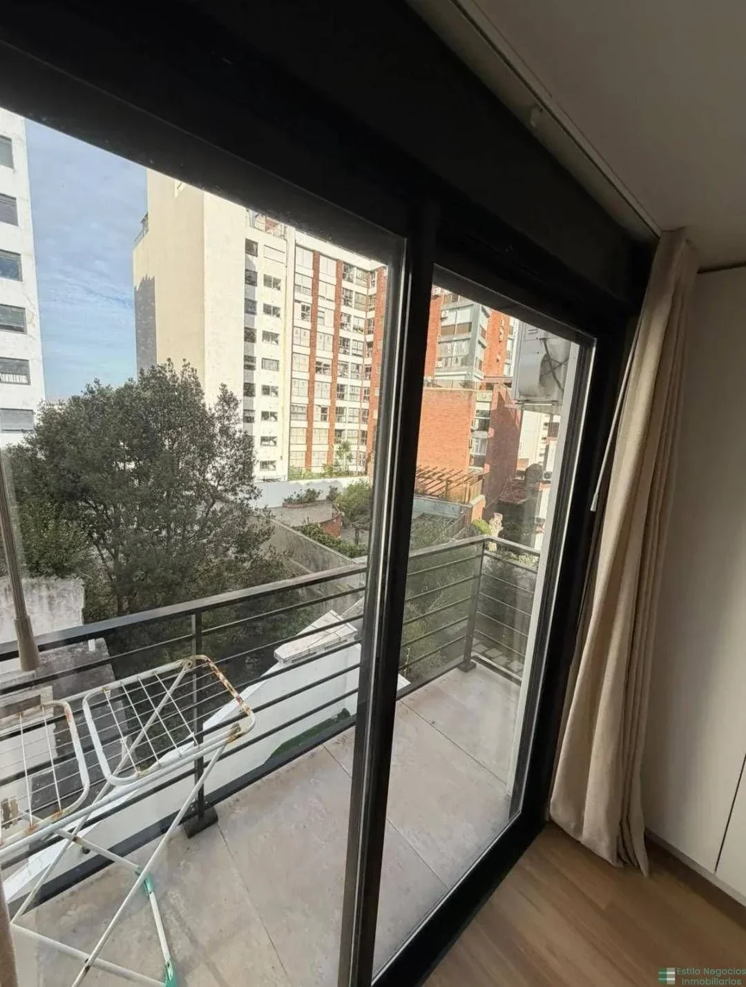 Apartamento en alquiler c/ cochera en Puerto Buceo - Imagen 3