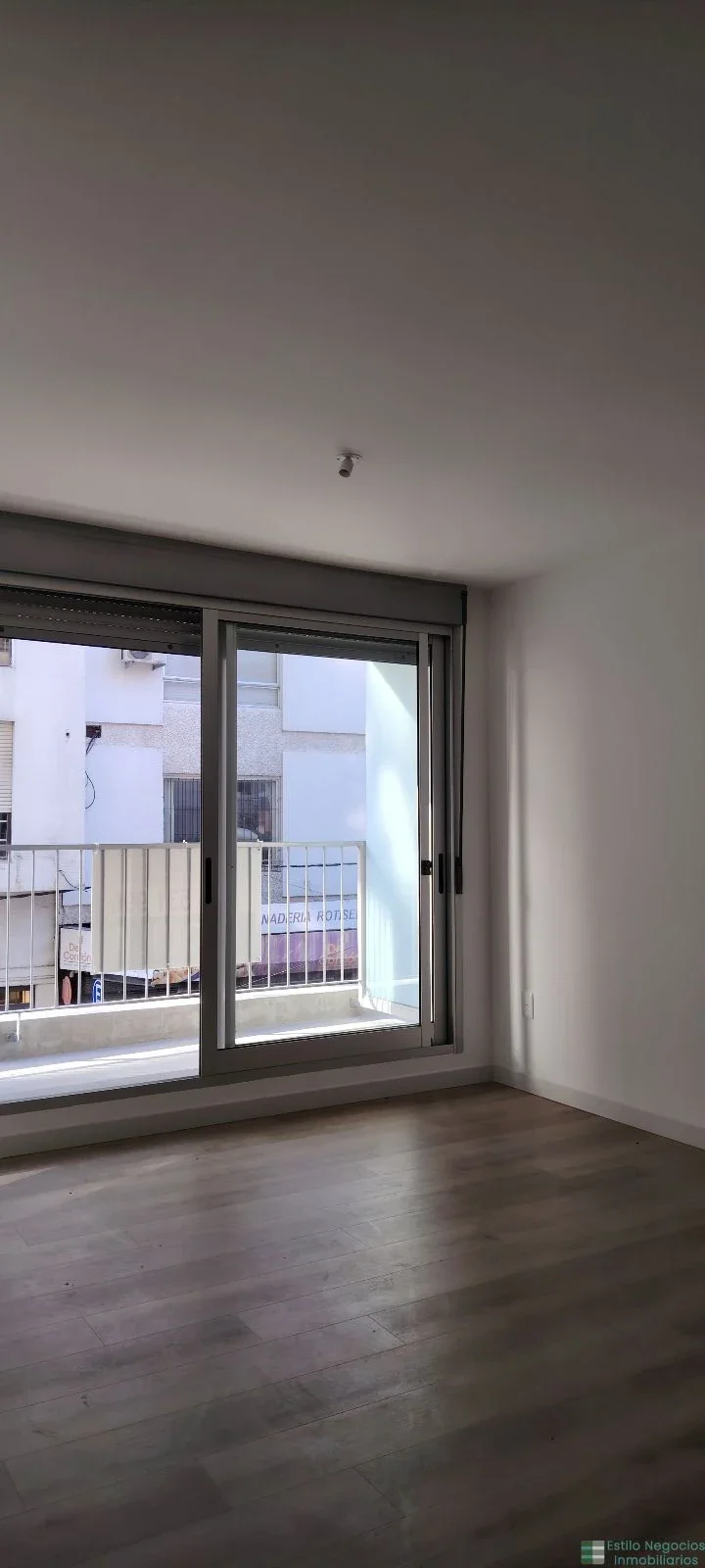 Apartamento en alquiler en Cordón - Imagen 2