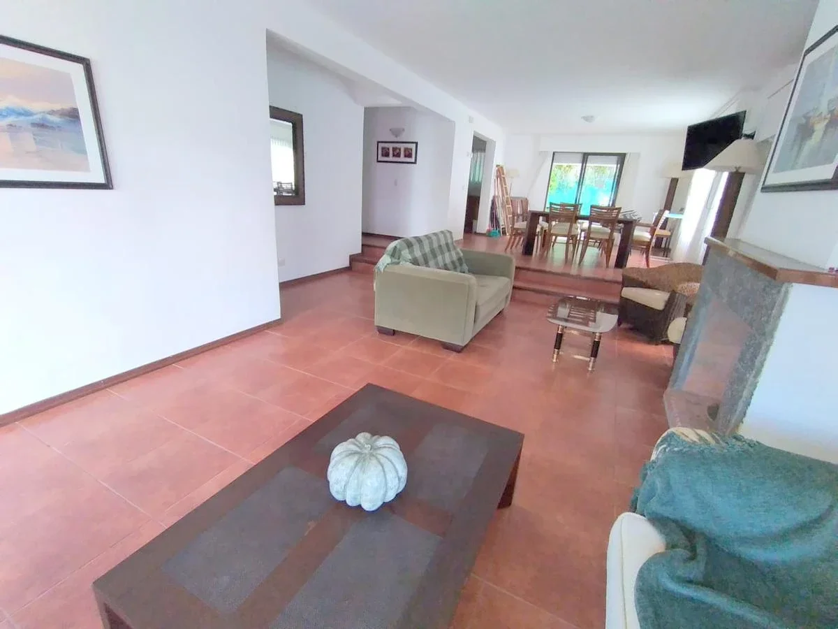 Casa A Metros Del Mar Disponible Para Alquiler Anual - Imagen 4