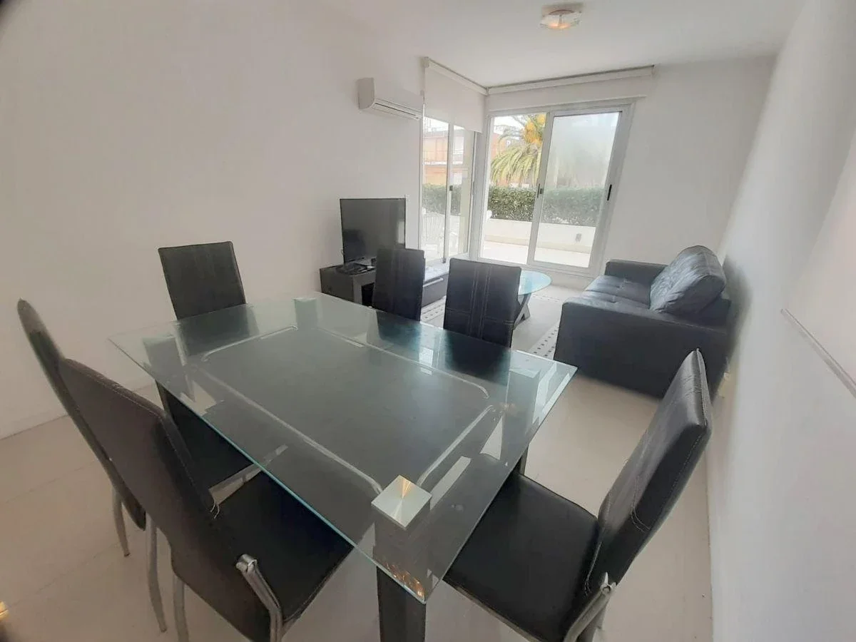 Alquiler anual apartamento con 2 dormitorios Península!! - Imagen 2