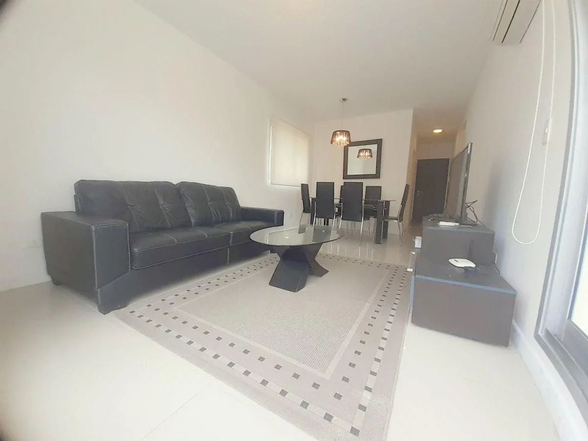 Alquiler anual apartamento con 2 dormitorios Península!! - Imagen 3