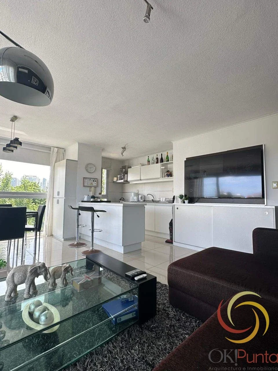 Alquiler anual de apartamento estilo penthouse con terraza!! - Imagen 2