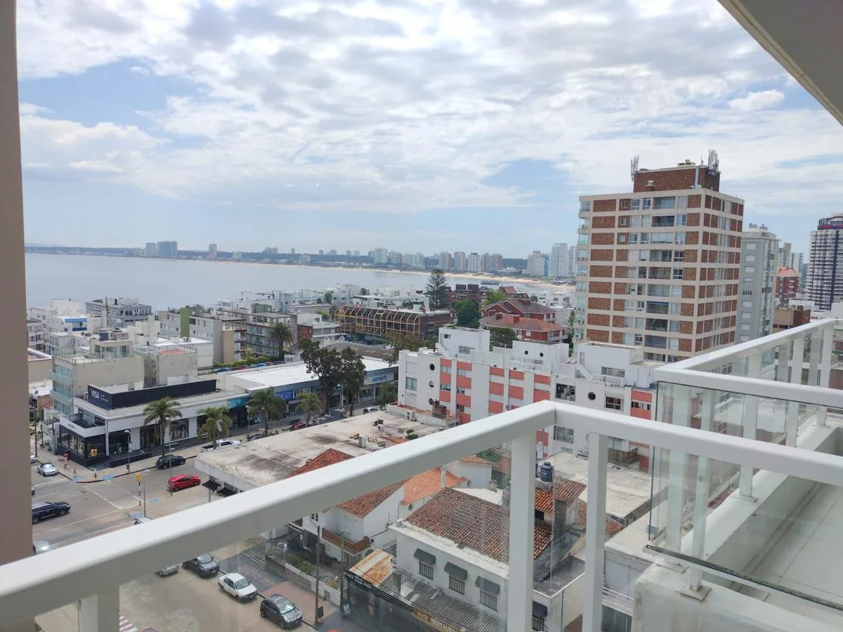 Apartamento en venta ubicado en Península con buena vista!! - Imagen 2