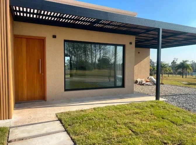 Casa en alquiler de 3 dormitorios c/ cochera en Cumbres De Carrasco - Imagen 3