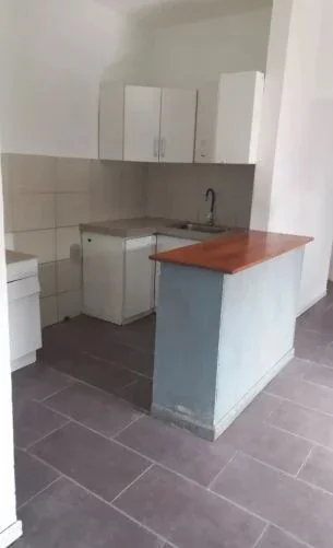 Casa en alquiler de 2 dormitorios en Shangrilá - Imagen 4