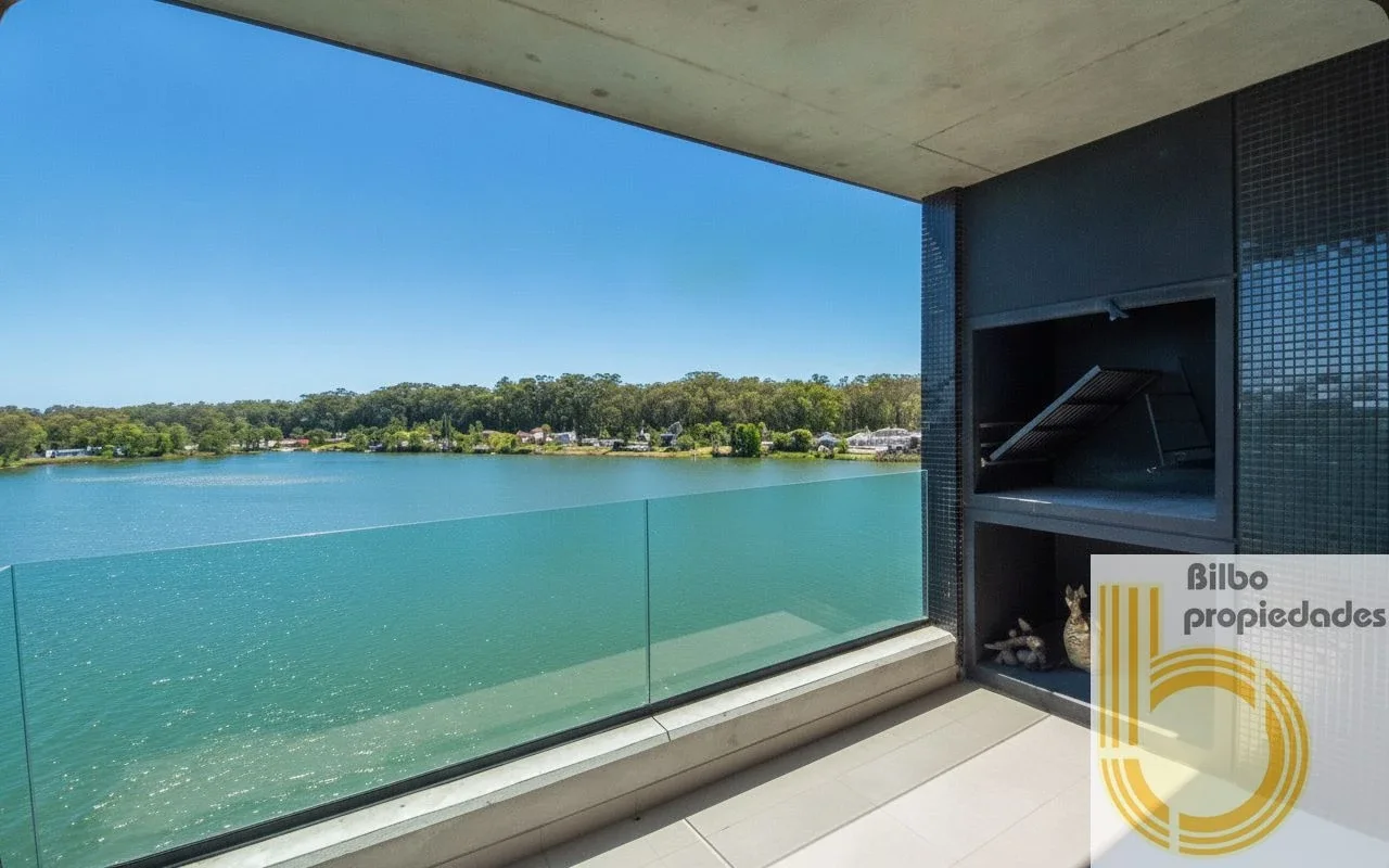 Apartamento en alquiler c/ cochera en Shangrilá - Imagen 1
