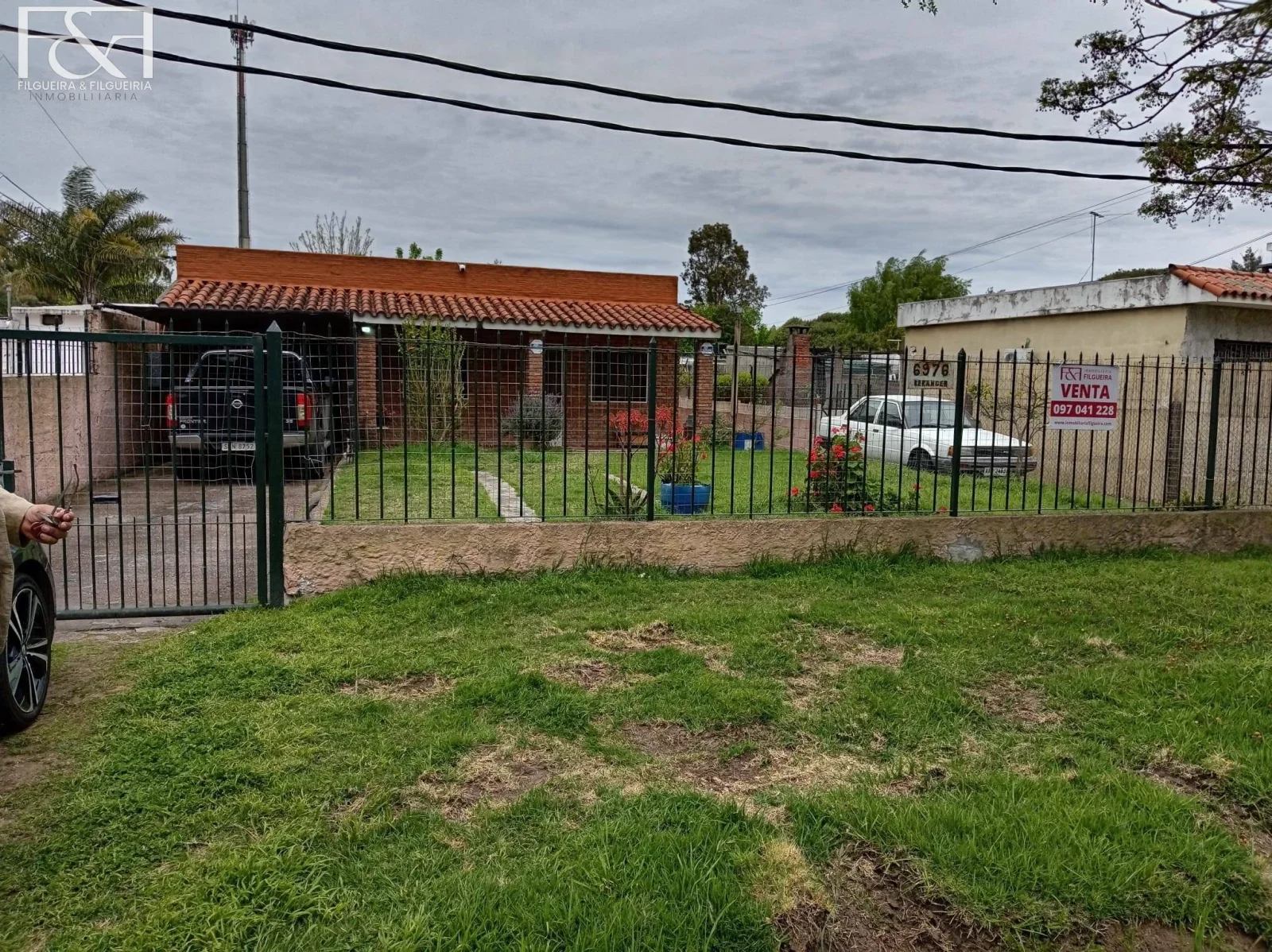 Casa en venta c/ cochera en Carrasco - Imagen 4