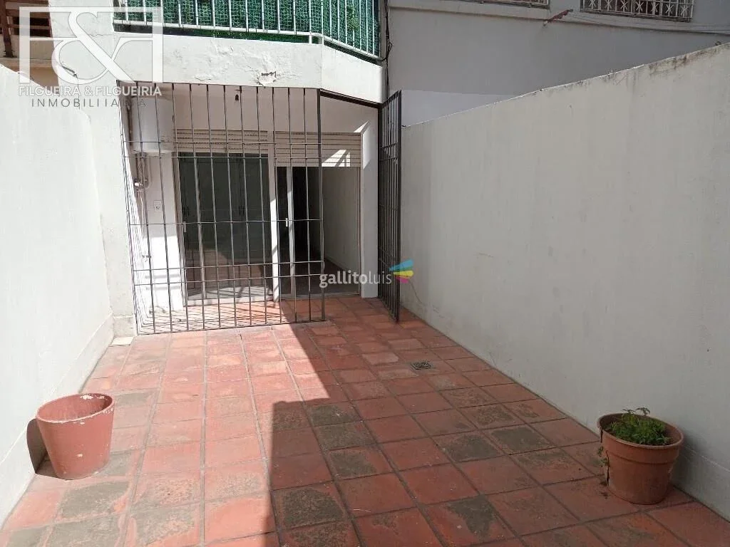 Apartamento en venta c/ cochera en Pocitos - Imagen 2