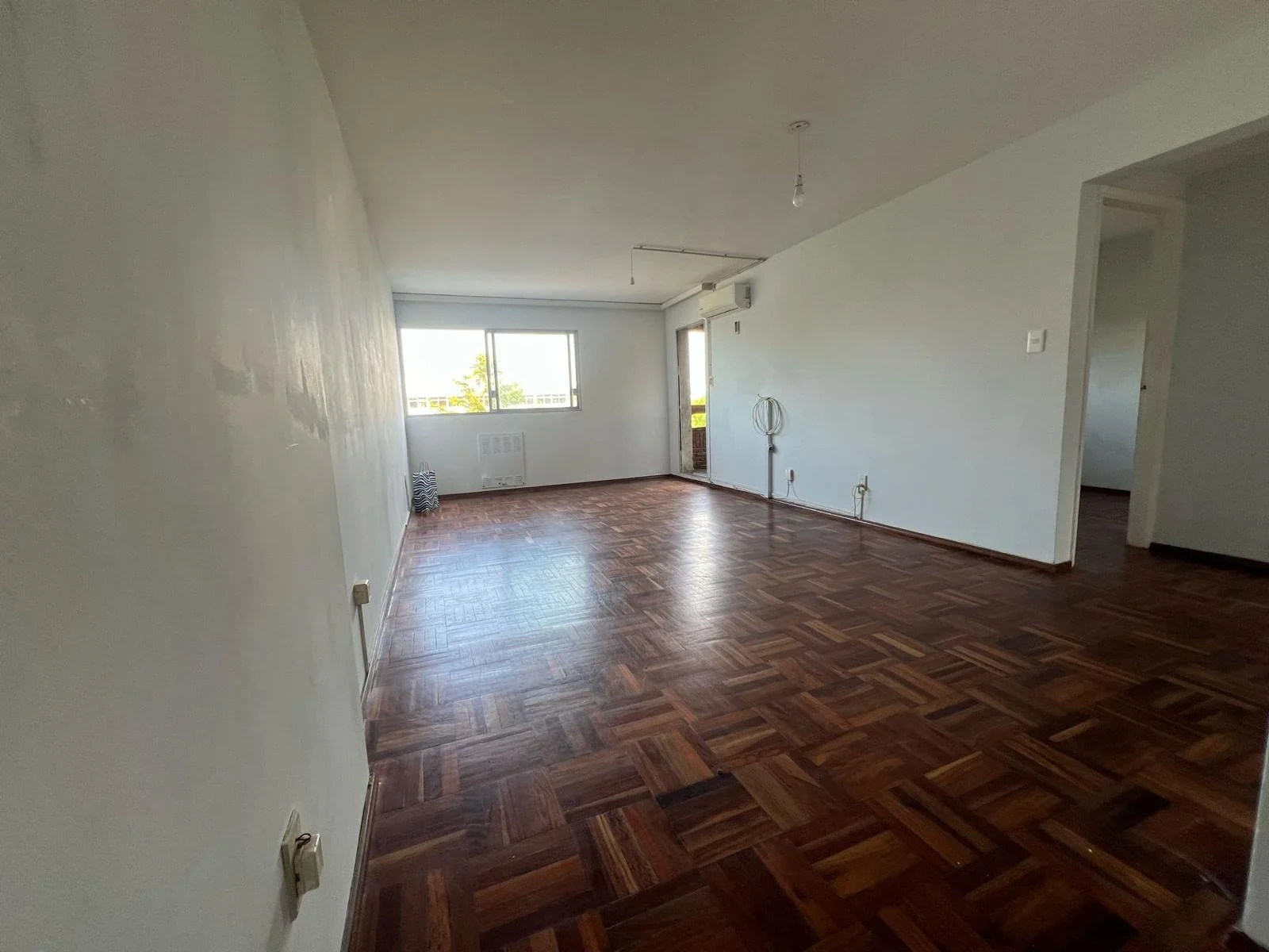 Venta Apartamento Pocitos 3 Dormitorios con Garaje - Imagen 2