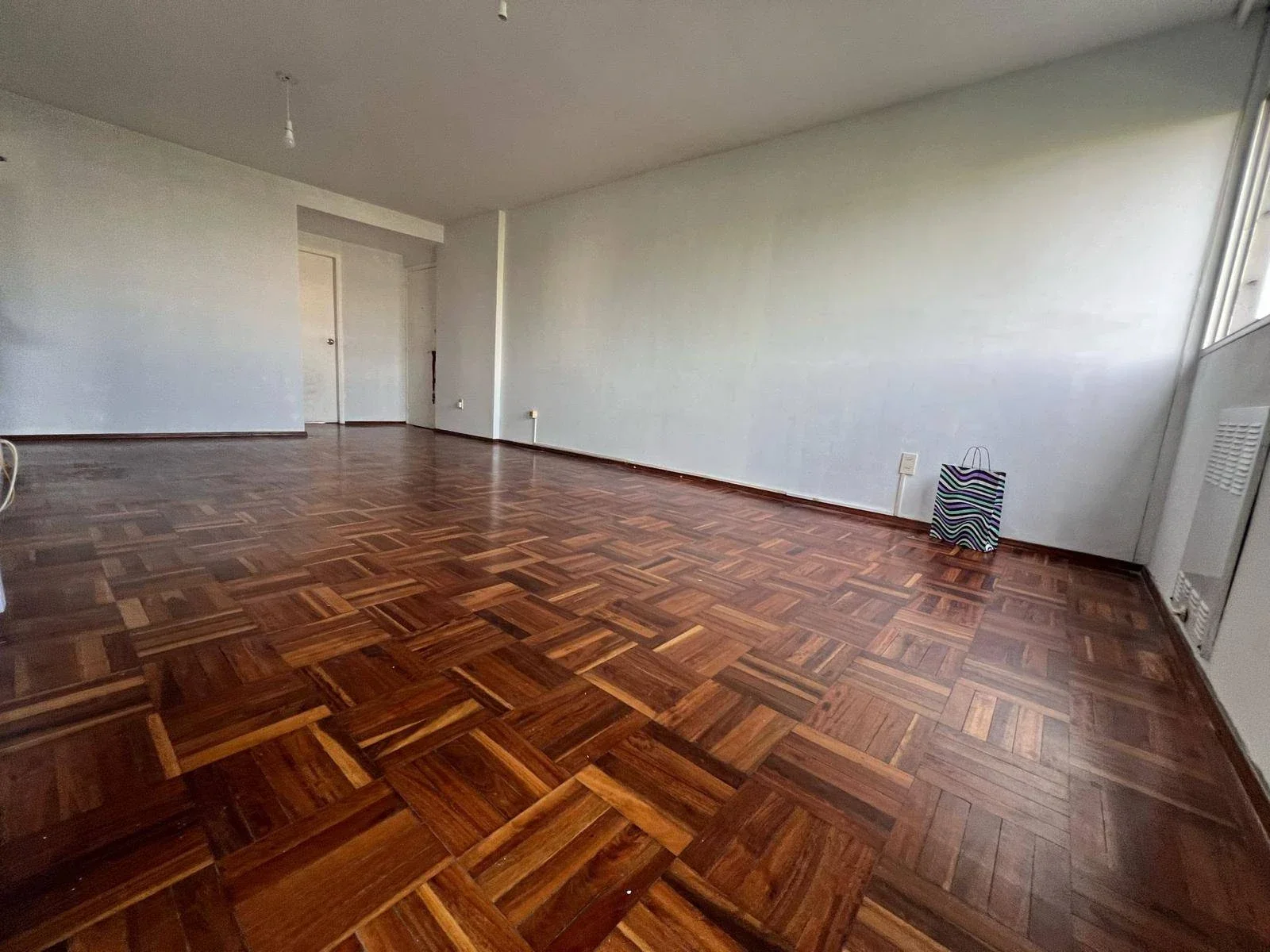 Venta Apartamento Pocitos 3 Dormitorios con Garaje - Imagen 1