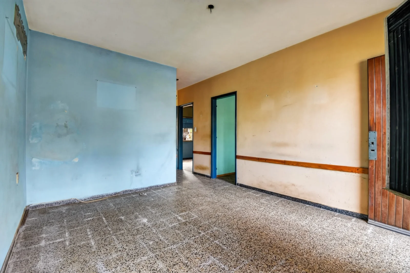 Casa en venta c/ cochera en Colón - Imagen 4