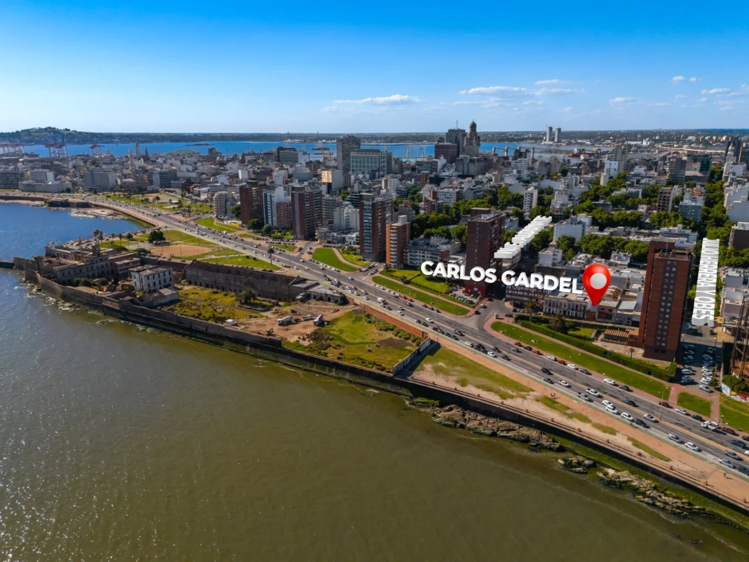 Venta de casa/terreno de 106 m2. 3 dormitorios en Barrio Sur. Próx. Dique Mauá. - Imagen 2