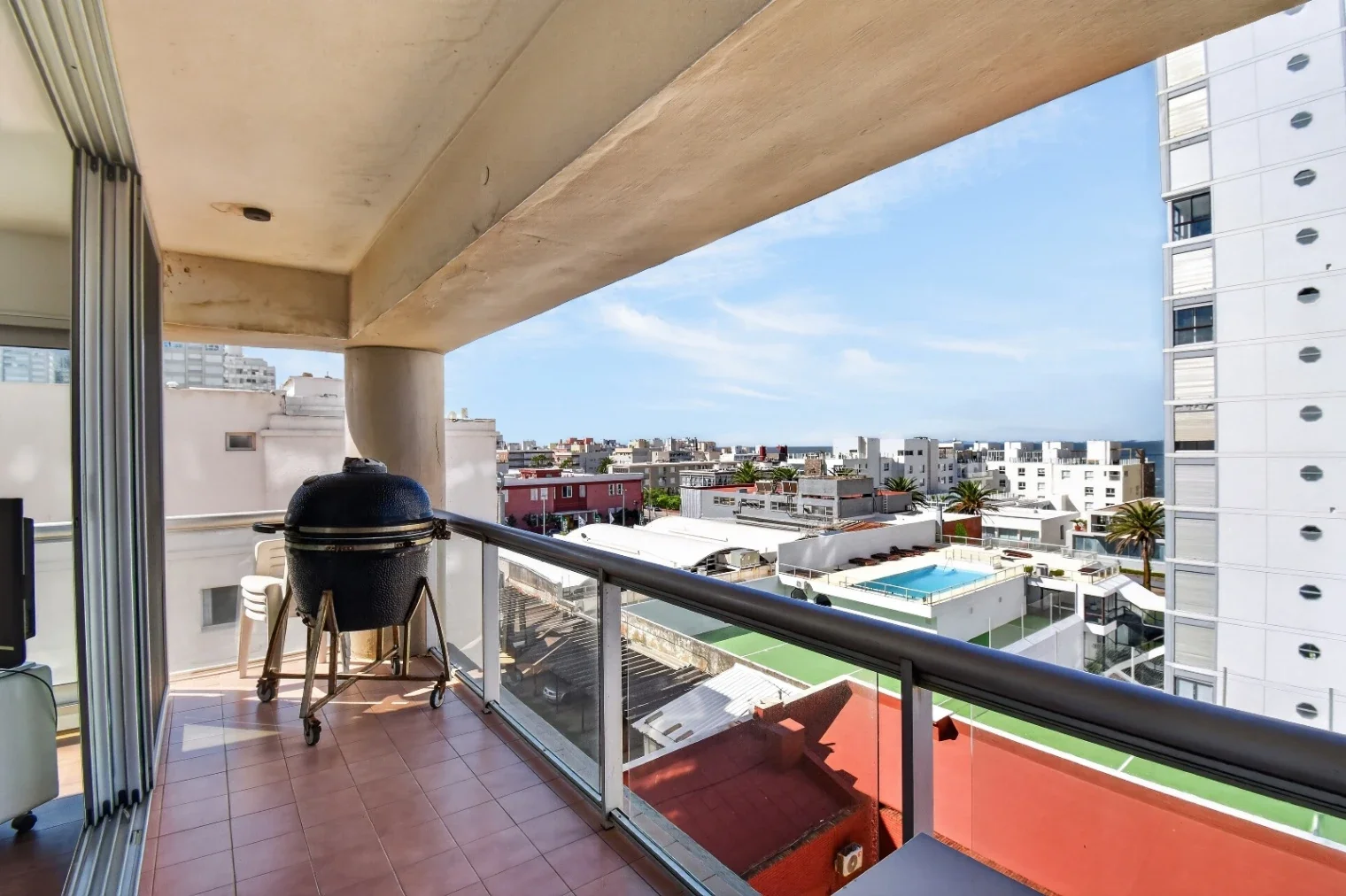 Apartamento en venta c/ cochera en Península - Imagen 3