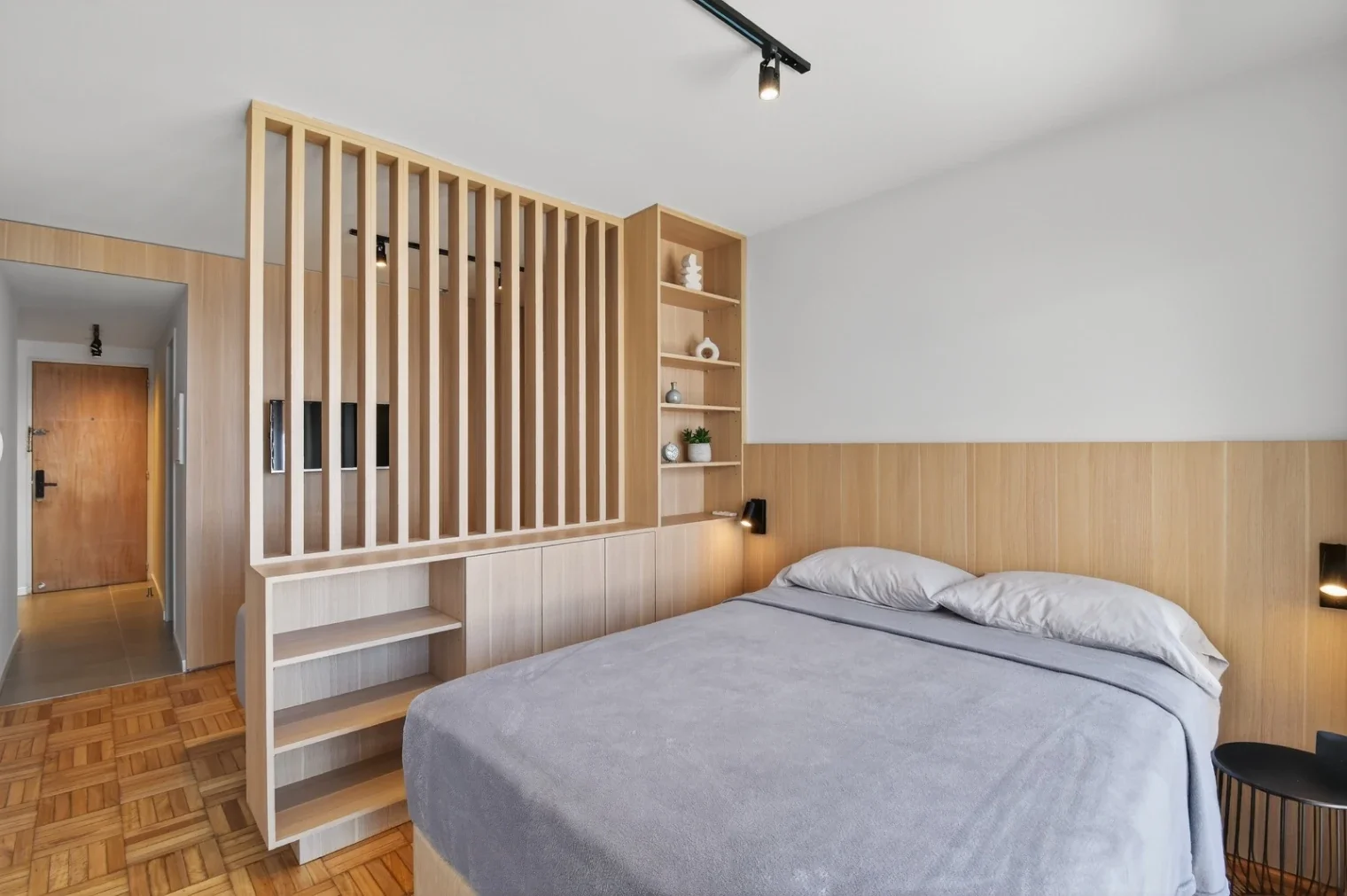 Venta Monoambiente con Garaje a estrenar y equipado en Malvín línea de rambla. - Imagen 1