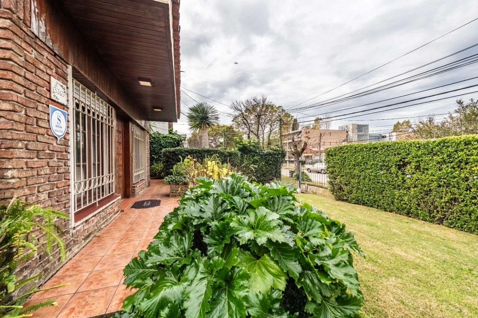 Venta de casa de 3 dormitorios en Punta Gorda/Malvín. Almirón y Volteadores - Imagen 3