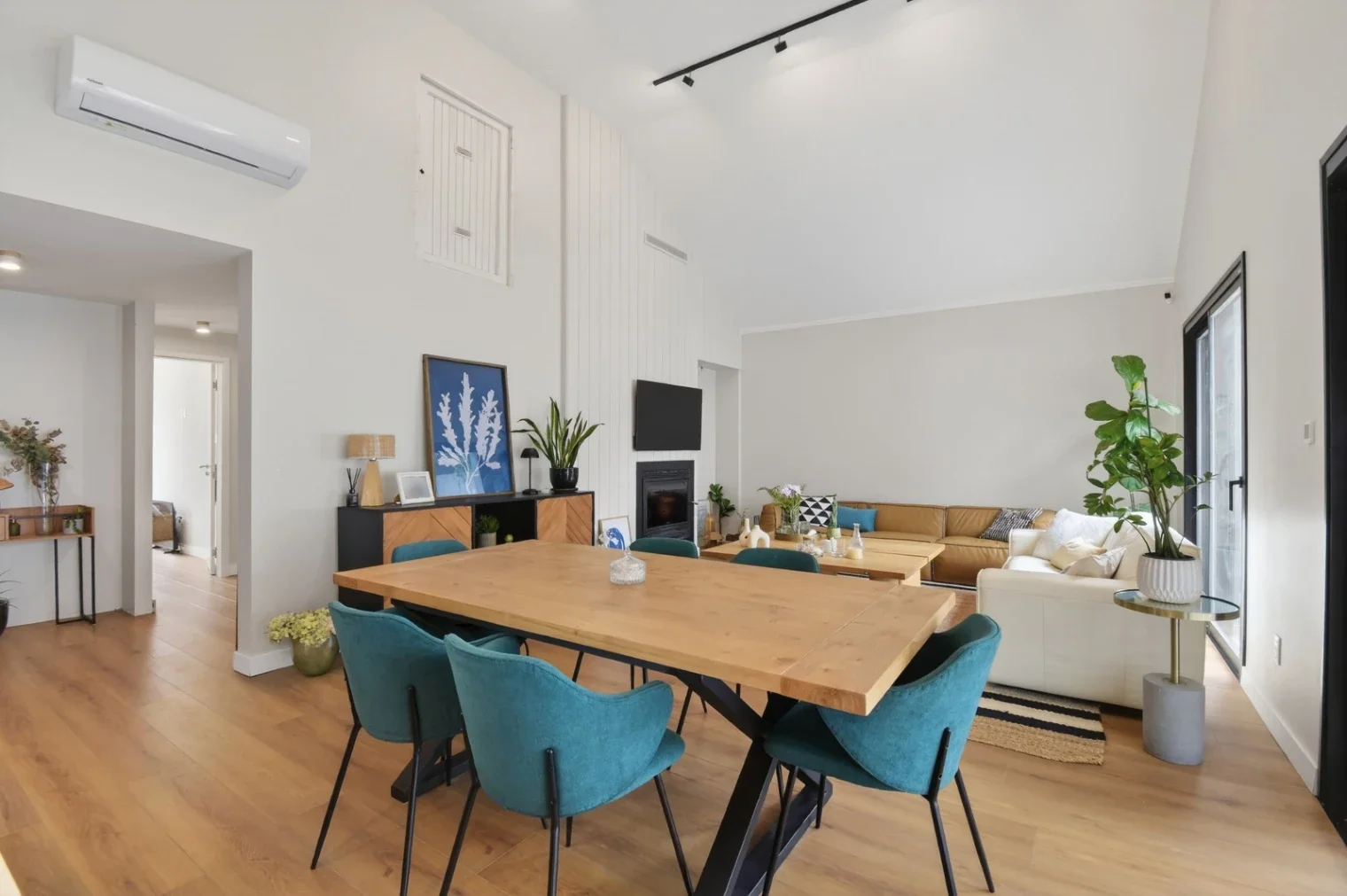 Casa en venta c/ cochera en Carrasco - Imagen 2