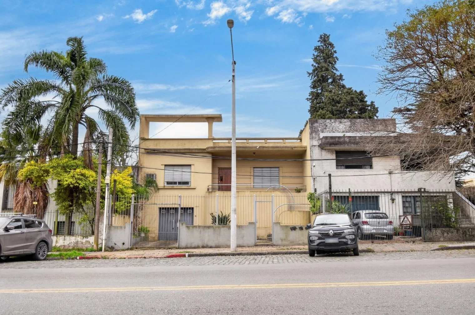 Casa en venta c/ cochera en Prado - Imagen 1