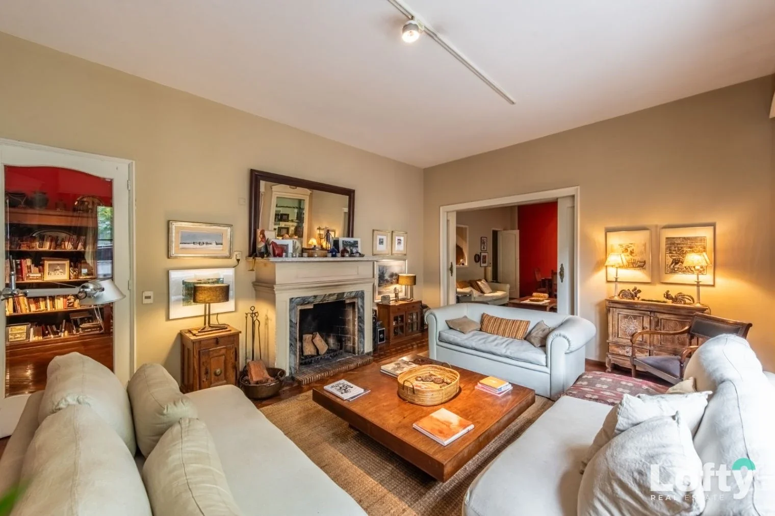 Apartamento en Venta 4 Dormitorios y Servicio en Centro Barrio Sur con Garaje - Imagen 2