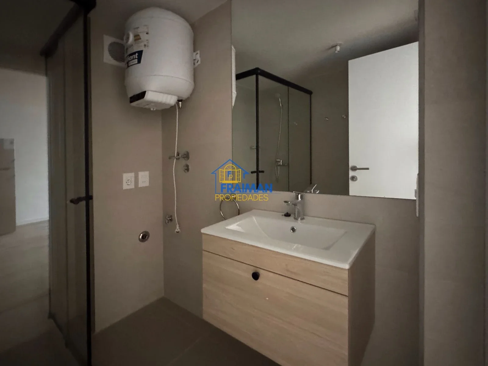 Apartamento Monoambiente en alquiler en La Blanqueada con garage - Imagen 4