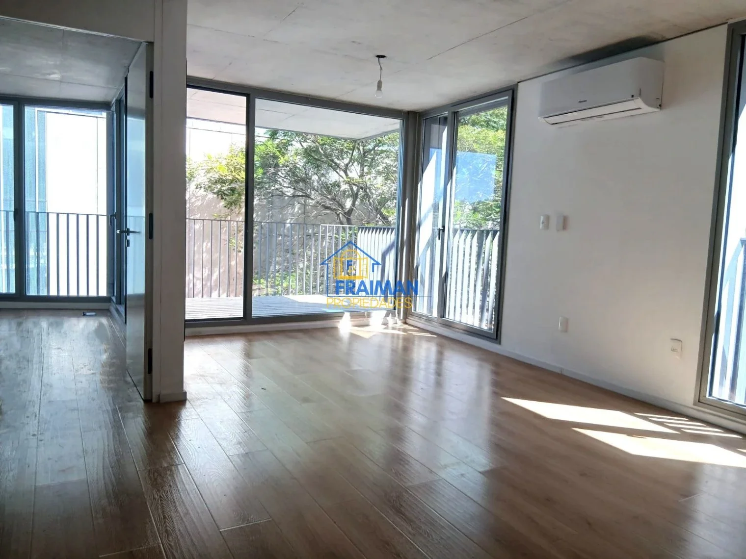 Apartamento en alquiler en Barrio Sur - Imagen 2
