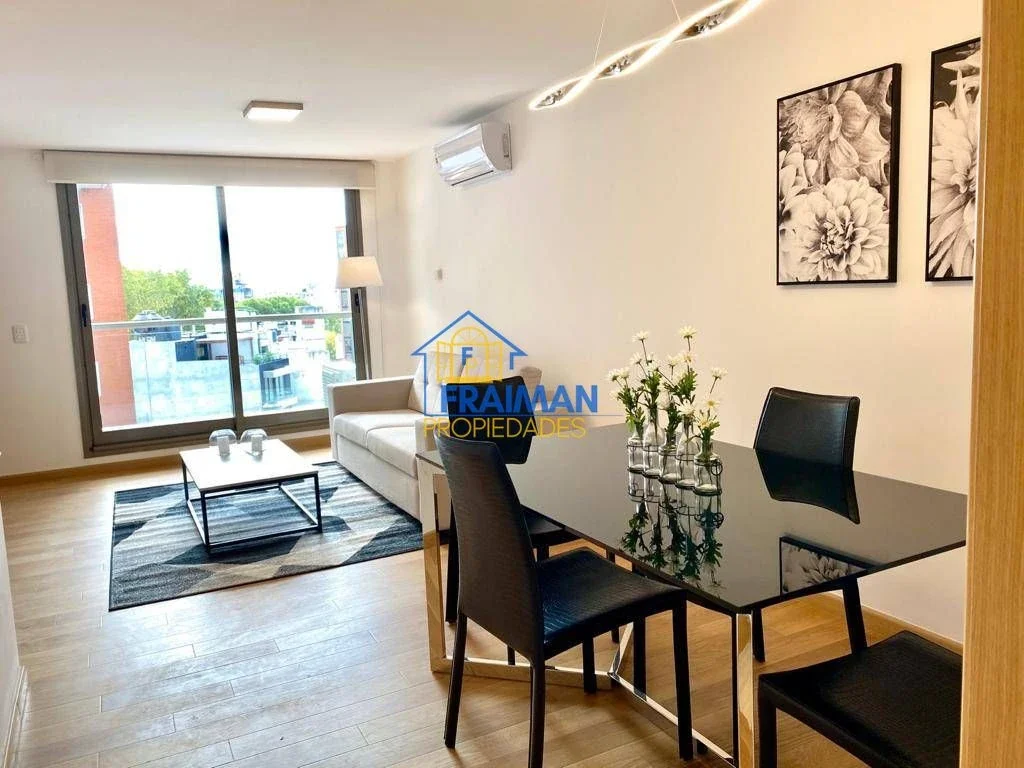 Apartamento en venta c/ cochera en Punta Carretas - Imagen 1
