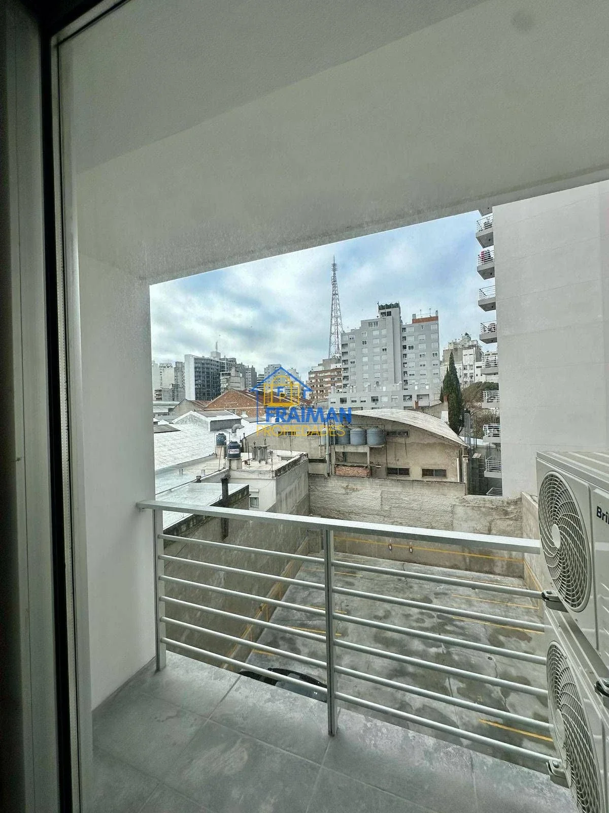 Apartamento en alquiler en Tres Cruces - Imagen 5