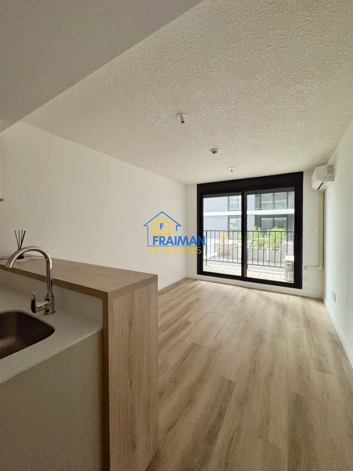 Apartamento en alquiler en La Blanqueada - Imagen 1