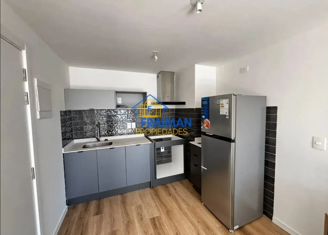 Apartamento en alquiler c/ cochera en Tres Cruces - Imagen 1