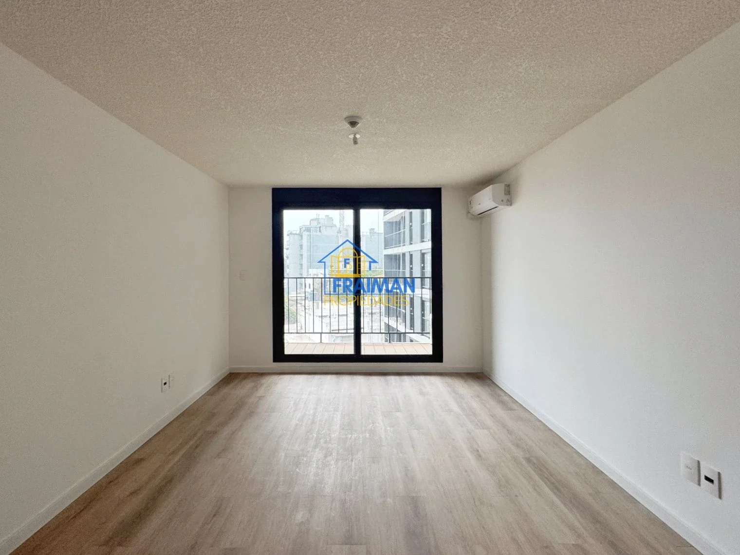 Apartamento Monoambiente en alquiler en La Blanqueada con garage - Imagen 2