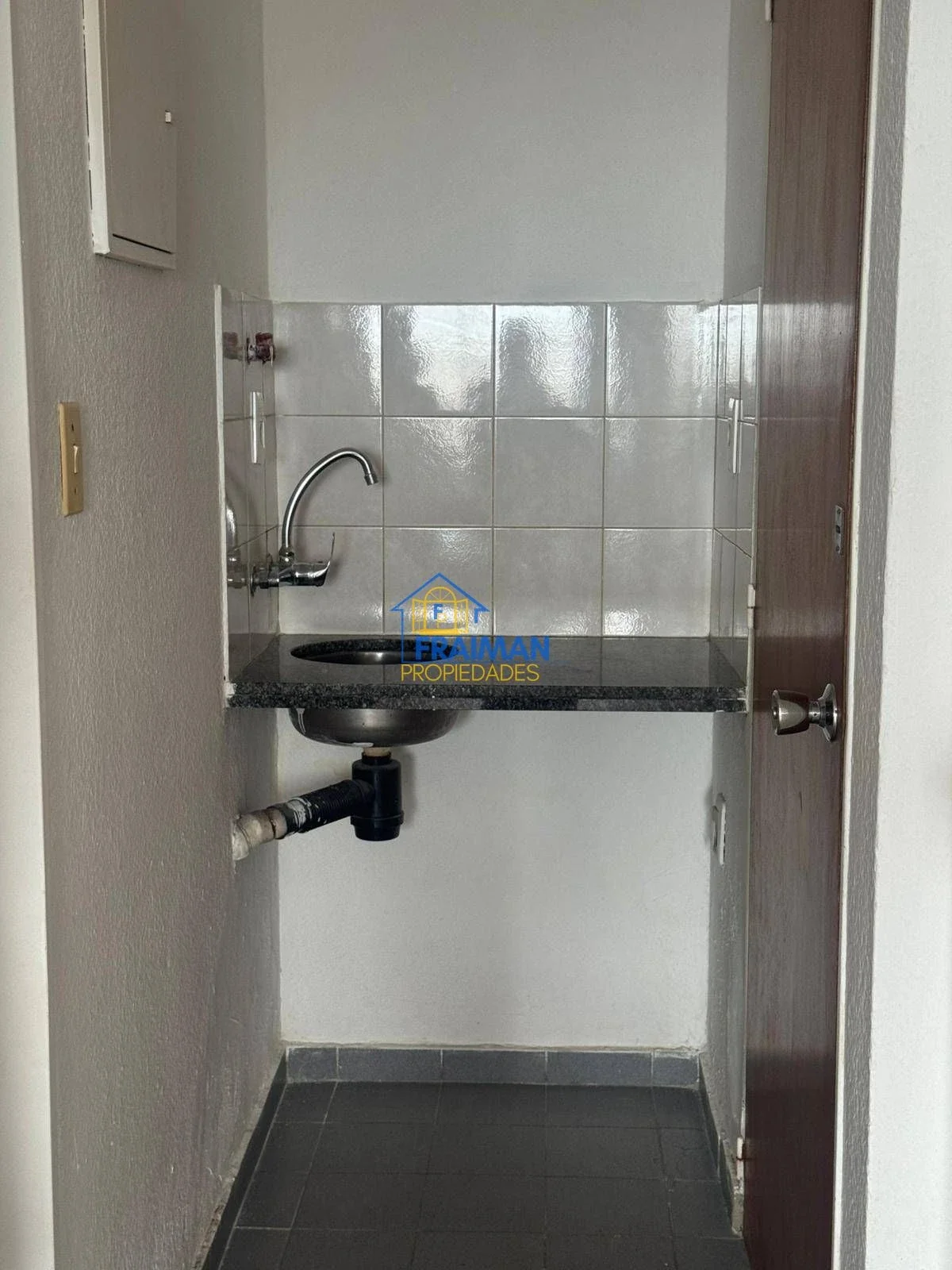 Apartamento Monoambiente en alquiler en Tres Cruces - Imagen 5
