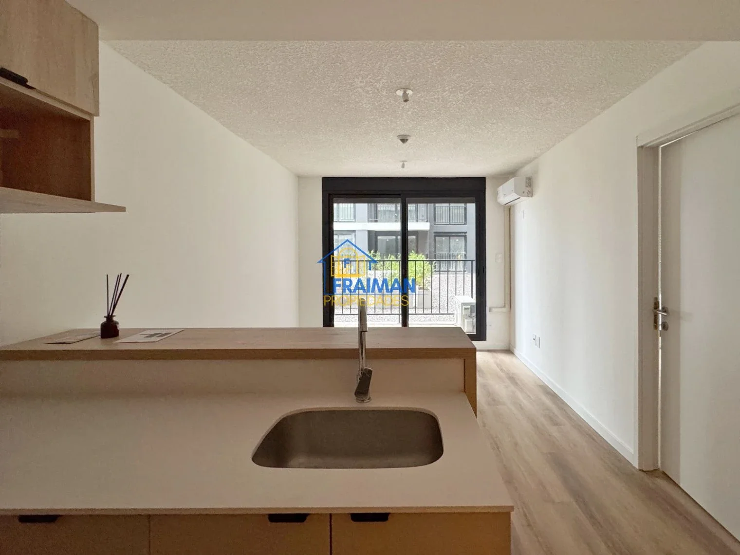 Apartamento en alquiler en La Blanqueada - Imagen 2