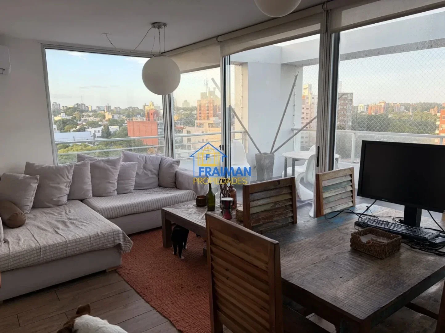 Apartamento en alquiler c/ cochera en Malvin - Imagen 2