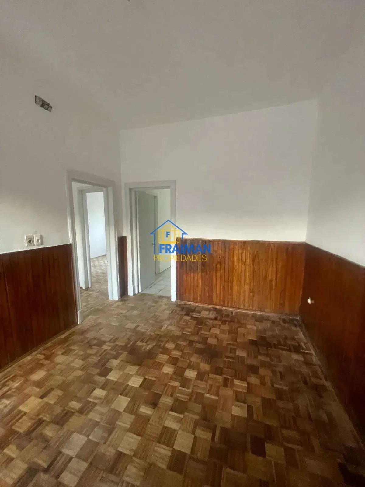 Casa en alquiler 2 Dormitorios con cochera en Buceo - Imagen 5