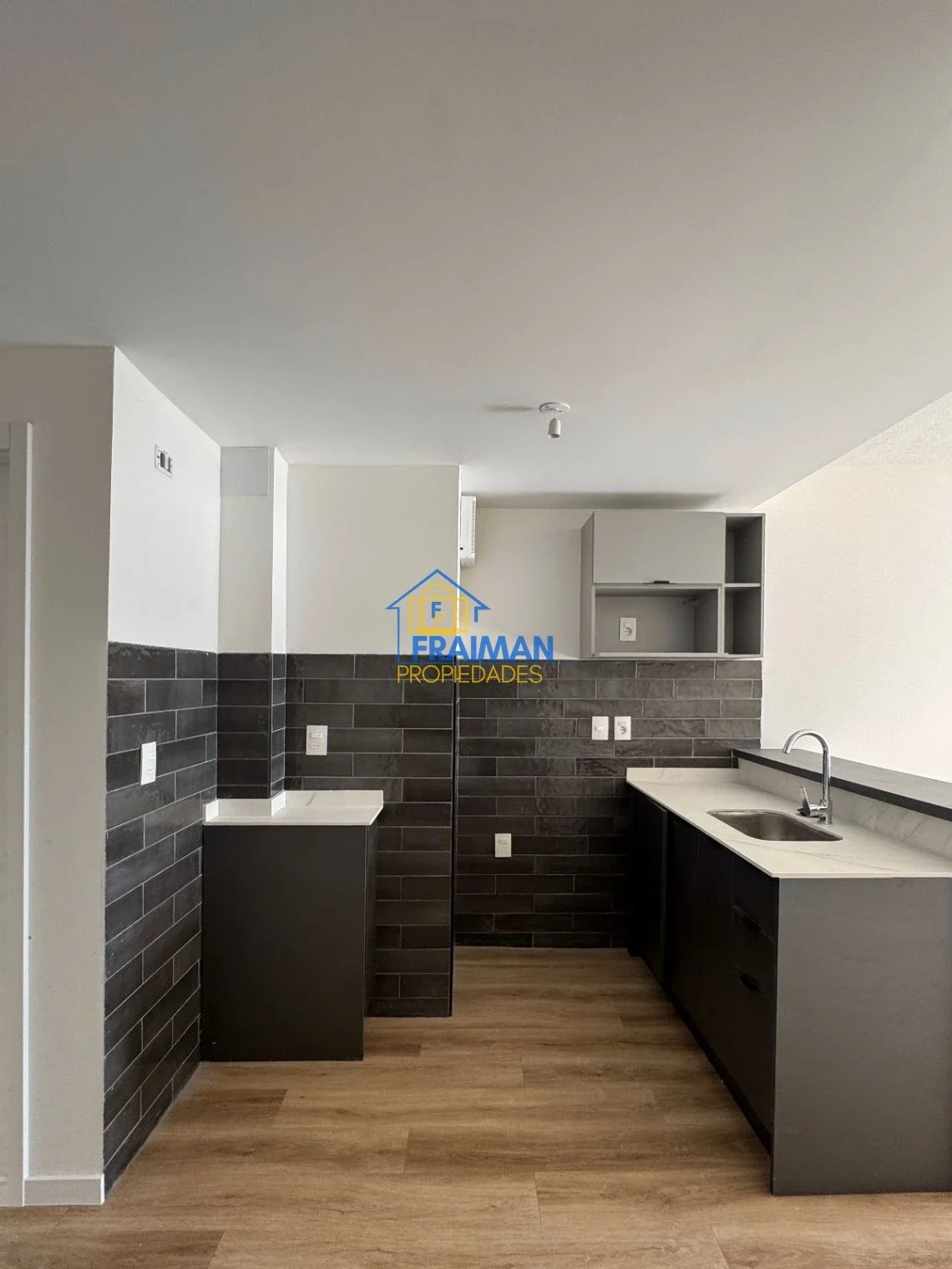 Apartamento en alquiler en Tres Cruces - Imagen 5