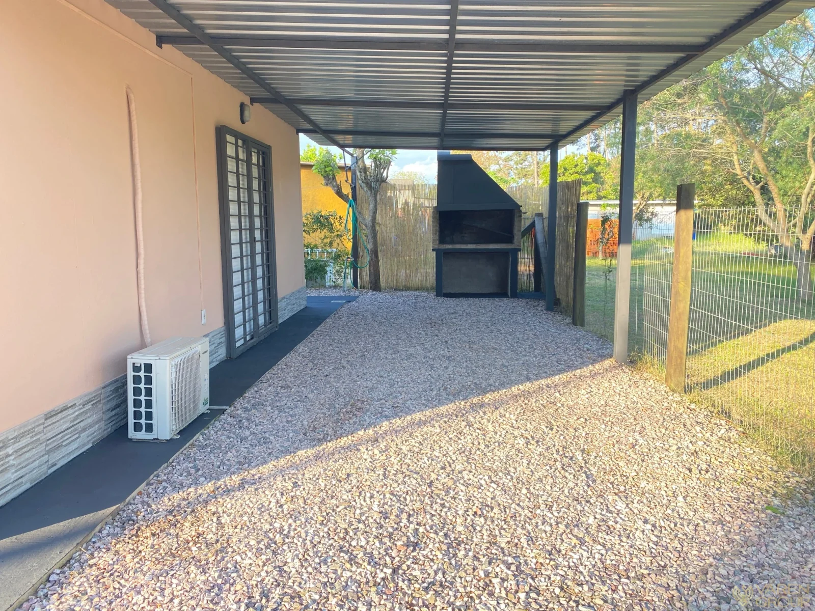 Casa en alquiler c/ cochera en Villa Argentina - Imagen 3