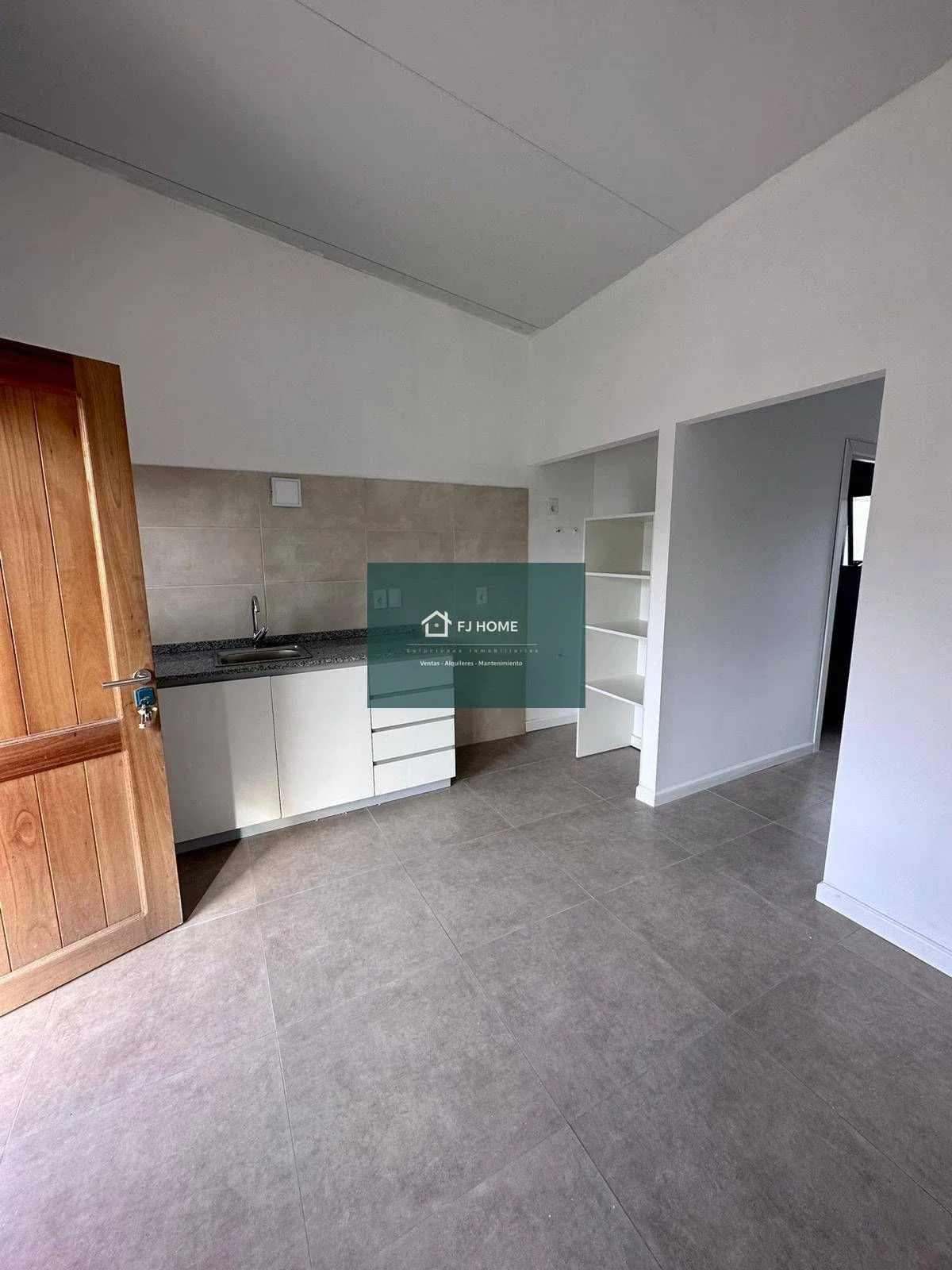 Casa en alquiler de 1 dormitorio c/ cochera en El Pinar - Imagen 3