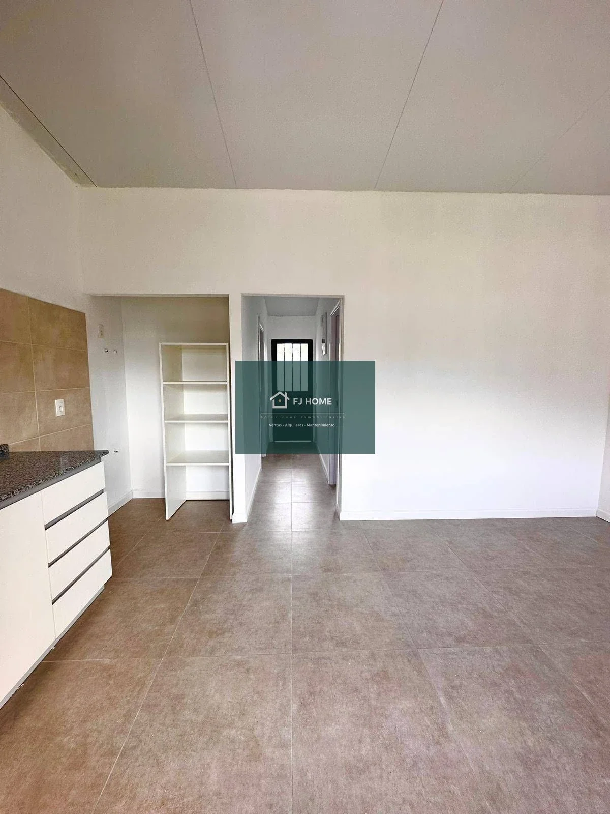 Casa en alquiler de 1 dormitorio c/ cochera en El Pinar - Imagen 5