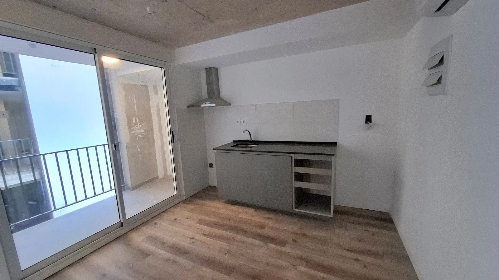 Alquiler Apartamento 1 Dorm Piso 3 , Tres Cruces - Imagen 5