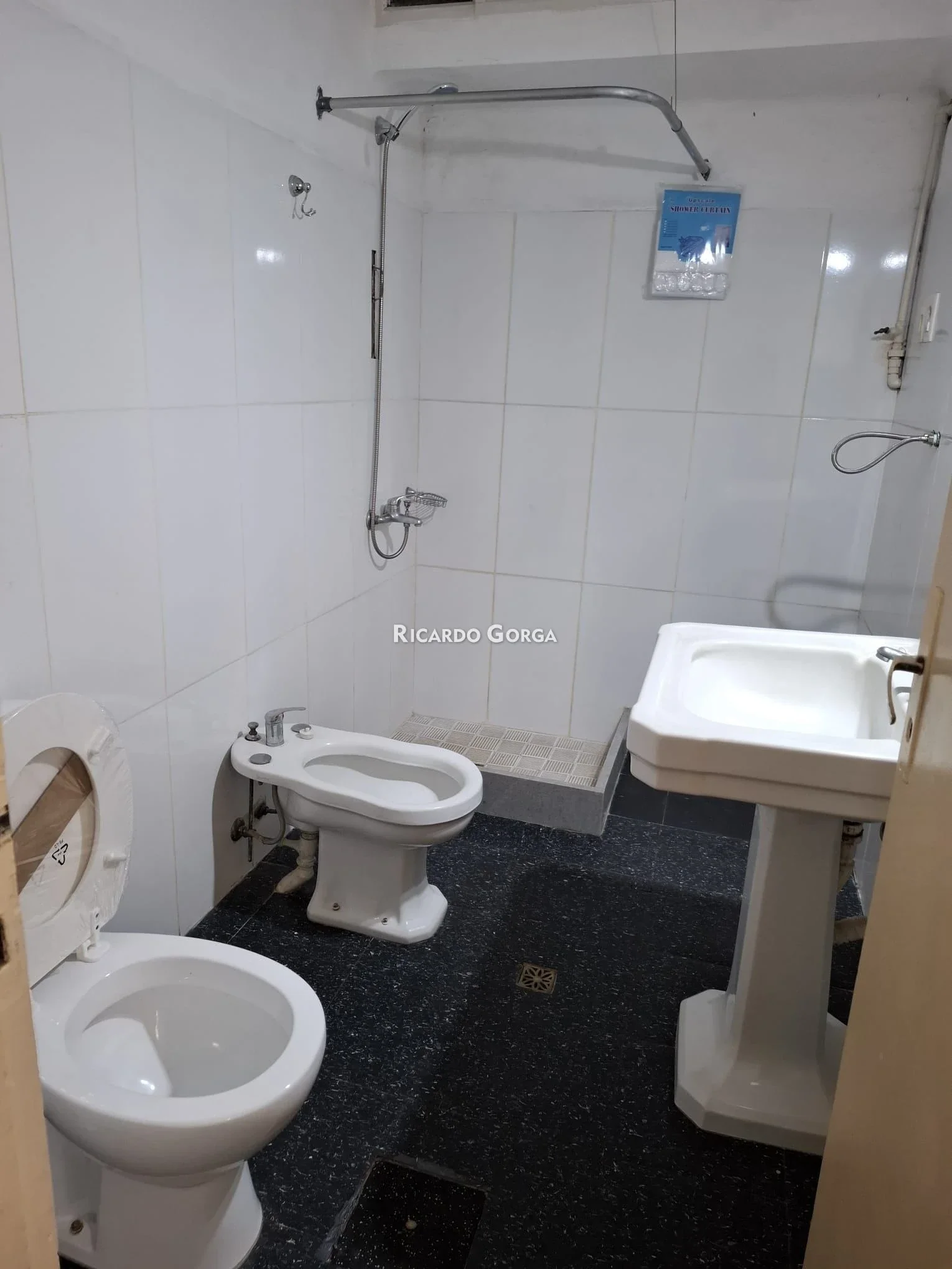 Apartamento PH planta baja de 2 dormitorios patio y depósito en Reducto - Imagen 4