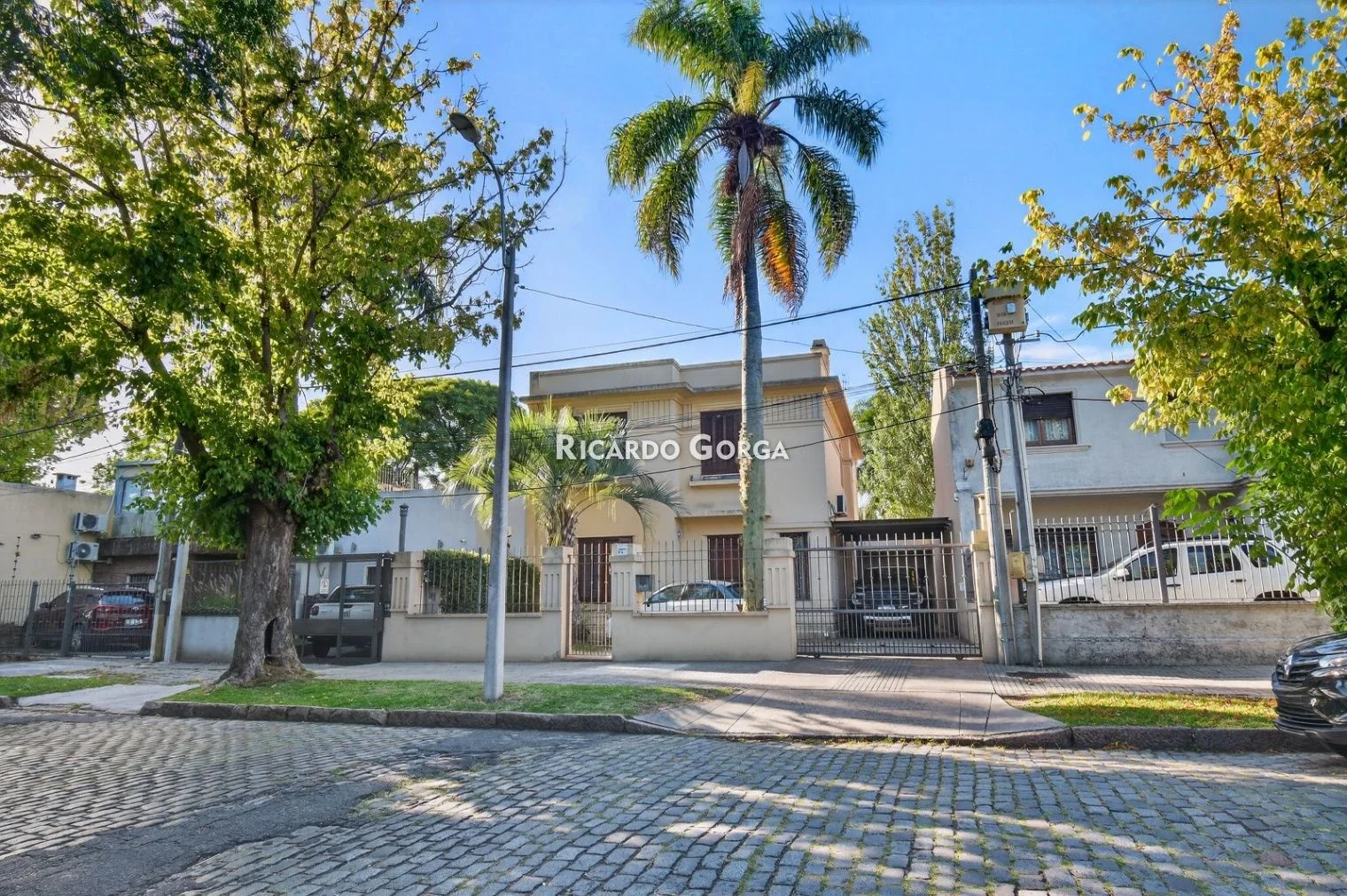 Casa Venta 4 dormitorios o 3+escritorio Fondo Piscina Bbcoa Gge en Prado - Imagen 1