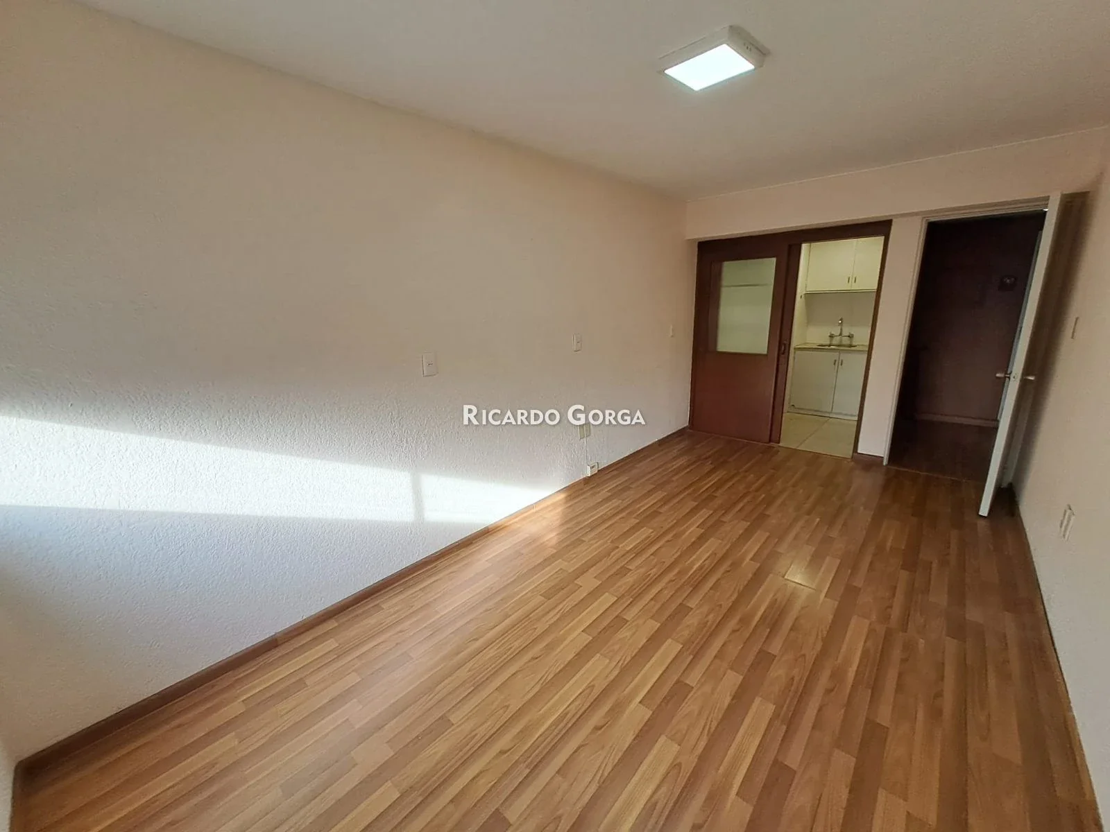 Apto en Alquiler de 1 dormitorio en el Centro sobre Ejido esq 18 de Julio - Imagen 2