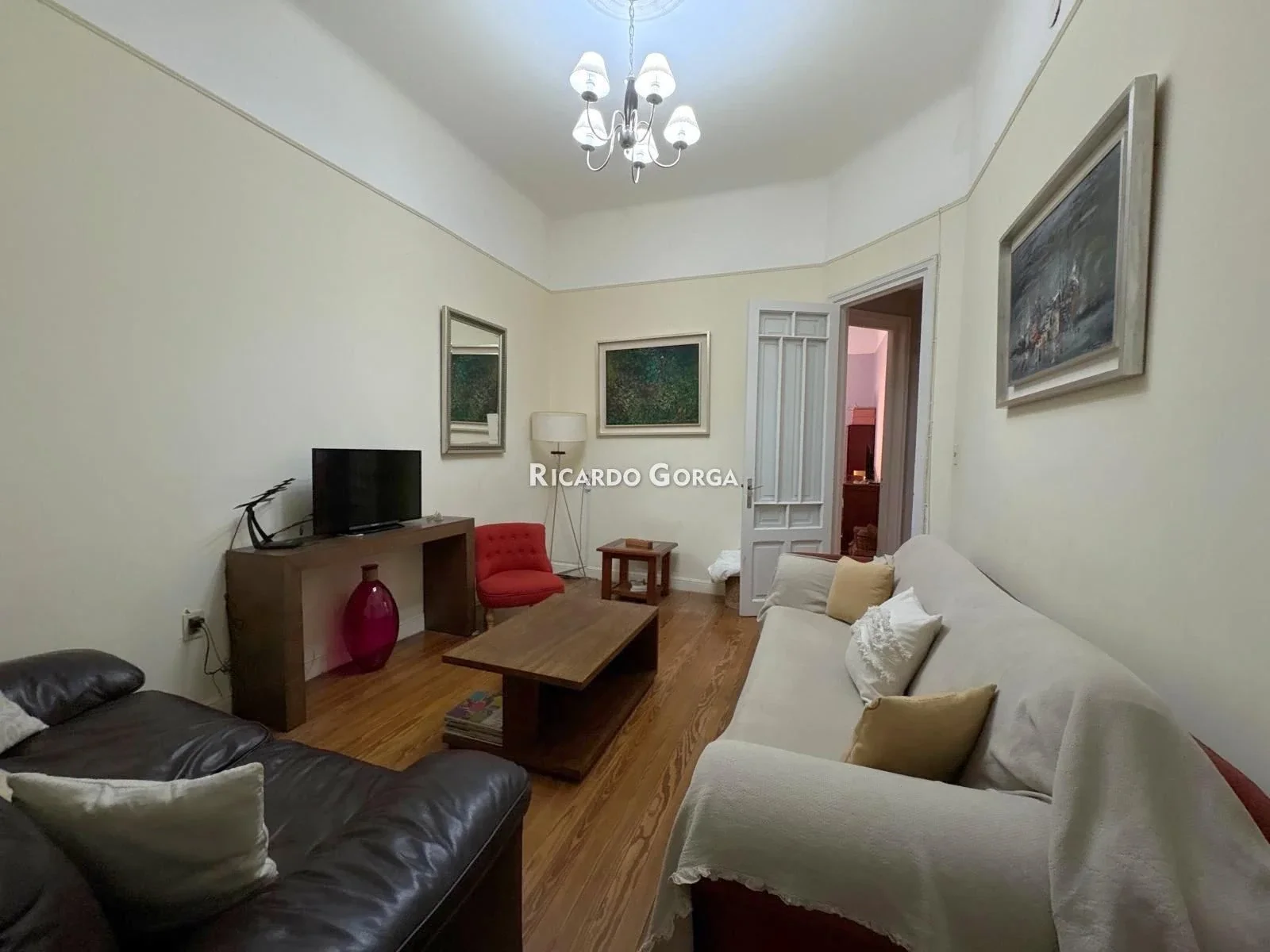 Casa en Venta de 3 Dormitorios, jardín y patio en hermosa zona de Atahualpa - Imagen 5