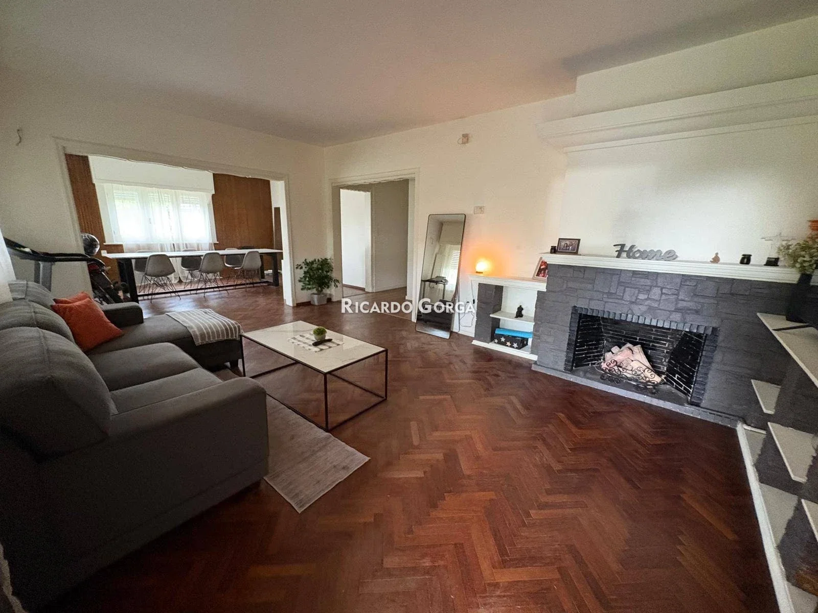 Hermosa casa PH de bajos de 3 dormitorios, cocheras y fondo en Prado - Imagen 3