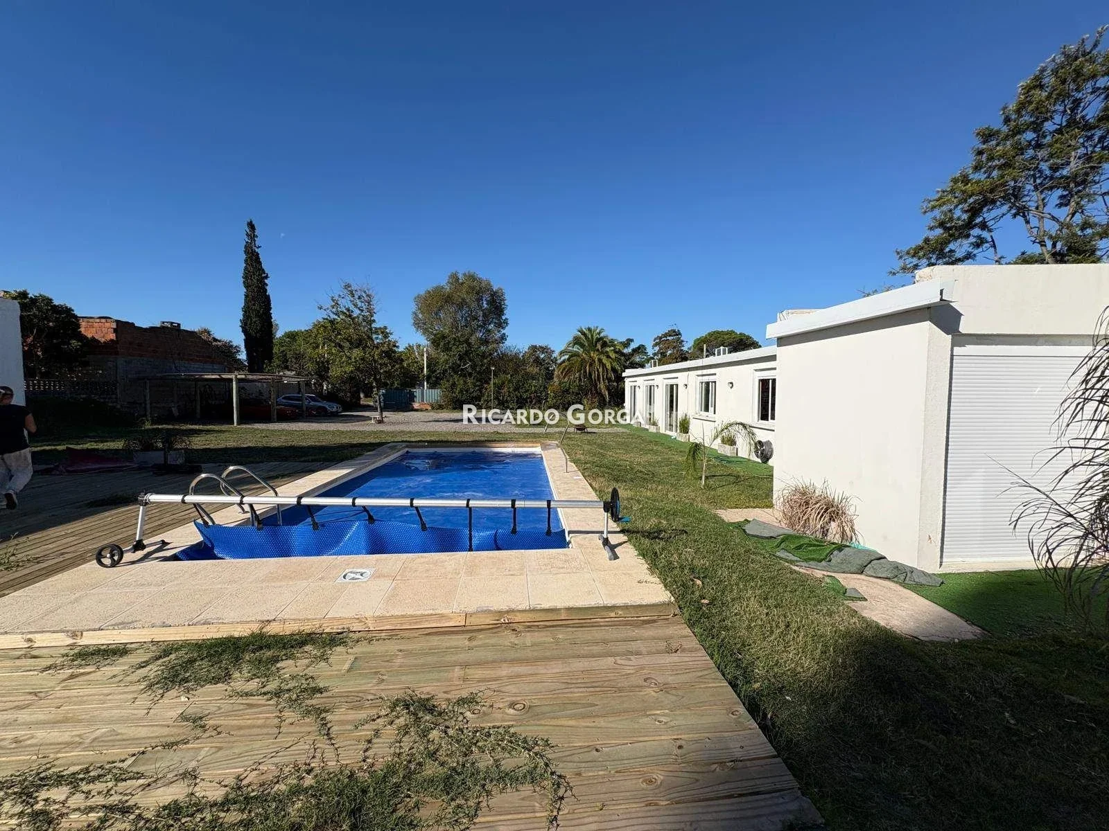 Casa en venta con renta de 6 dormitorios a metros de la playa en Las Toscas - Imagen 3
