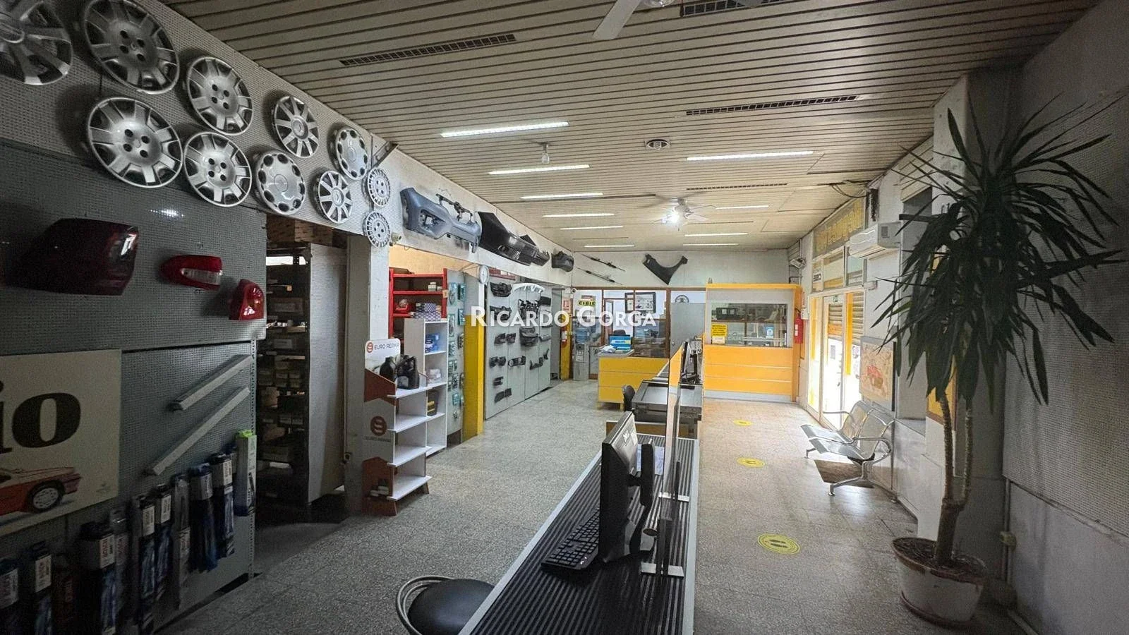 Local Comercial en venta ubicado en Cordón a metros de Av Libertador - Imagen 1