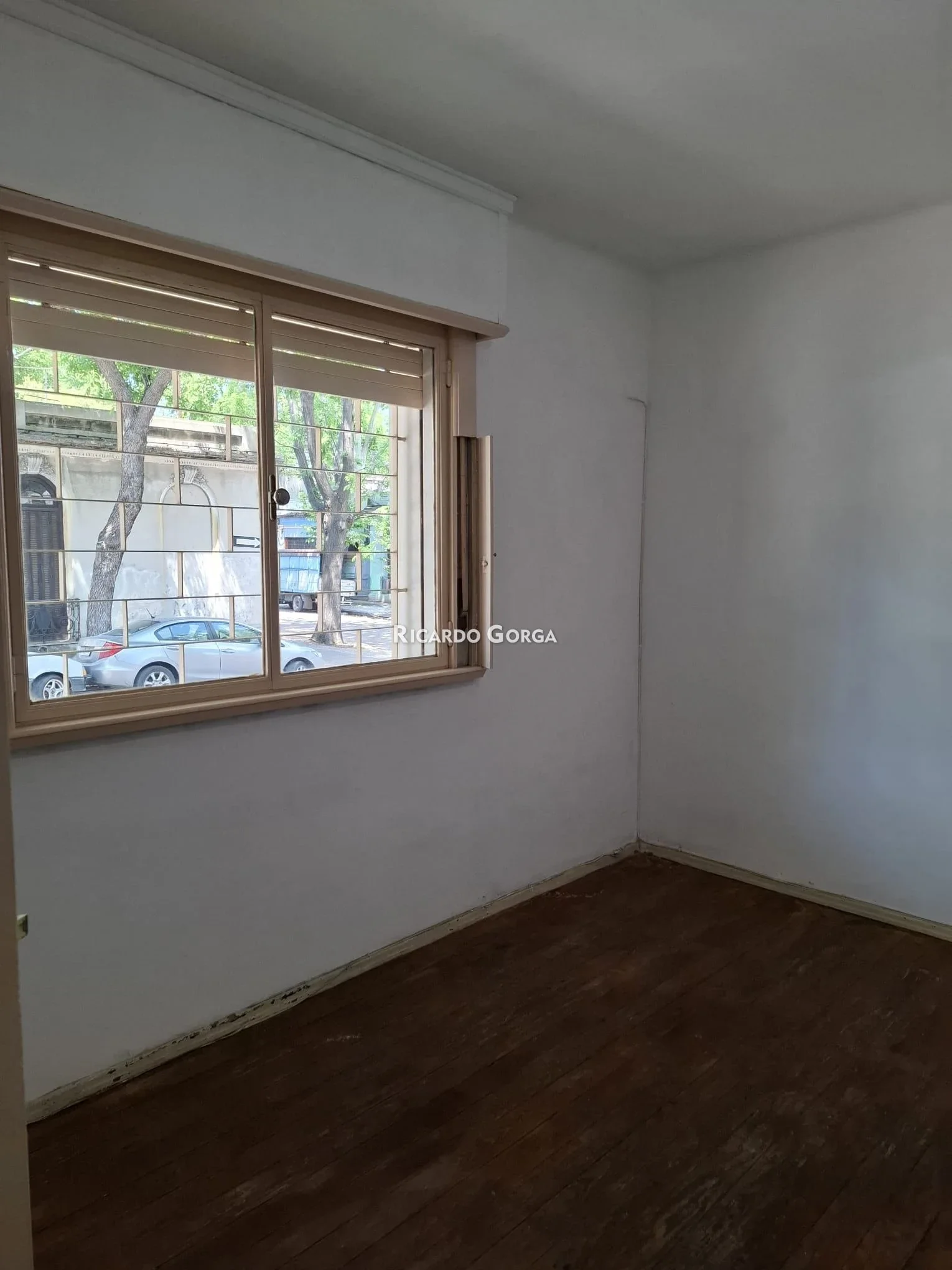 Apartamento PH planta baja de 2 dormitorios patio y depósito en Reducto - Imagen 3