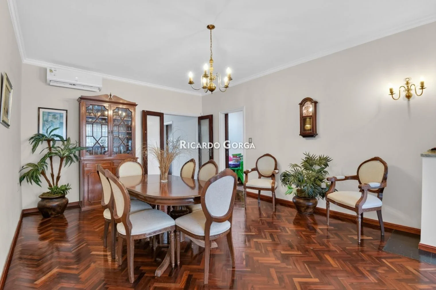 Nuevo Ingreso! Hermosa casa en Venta de 5 Dormitorios en Corazón del Prado - Imagen 3